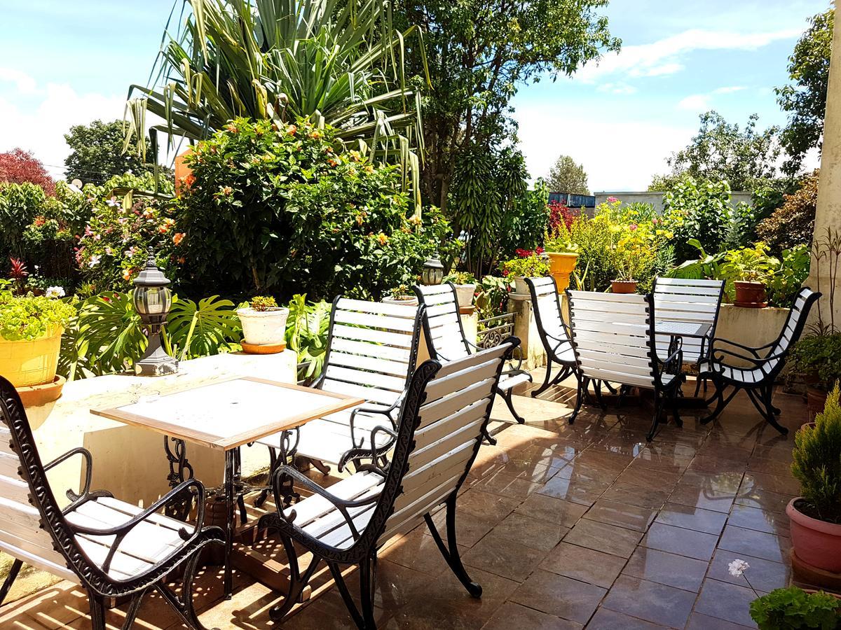 Hotel Le Trianon Antsirabe Eksteriør bilde