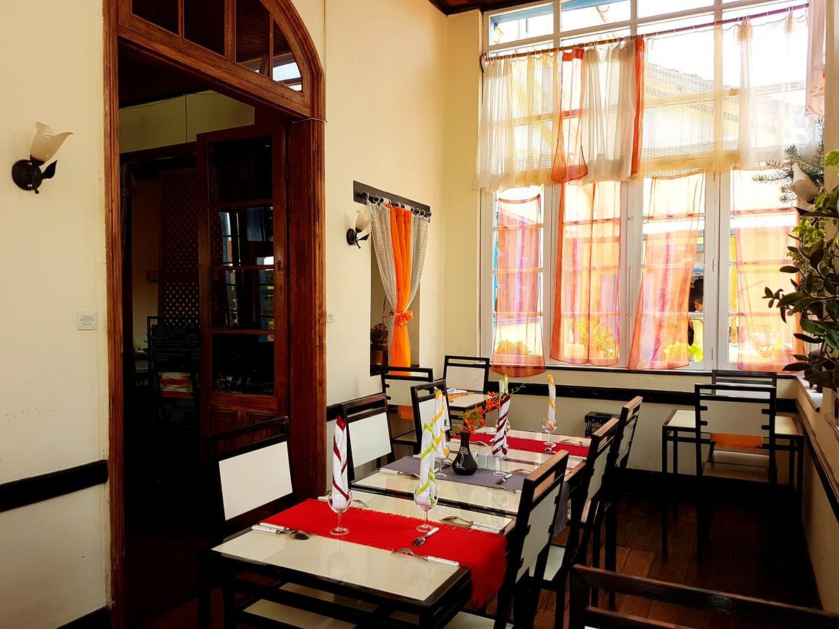 Hotel Le Trianon Antsirabe Eksteriør bilde